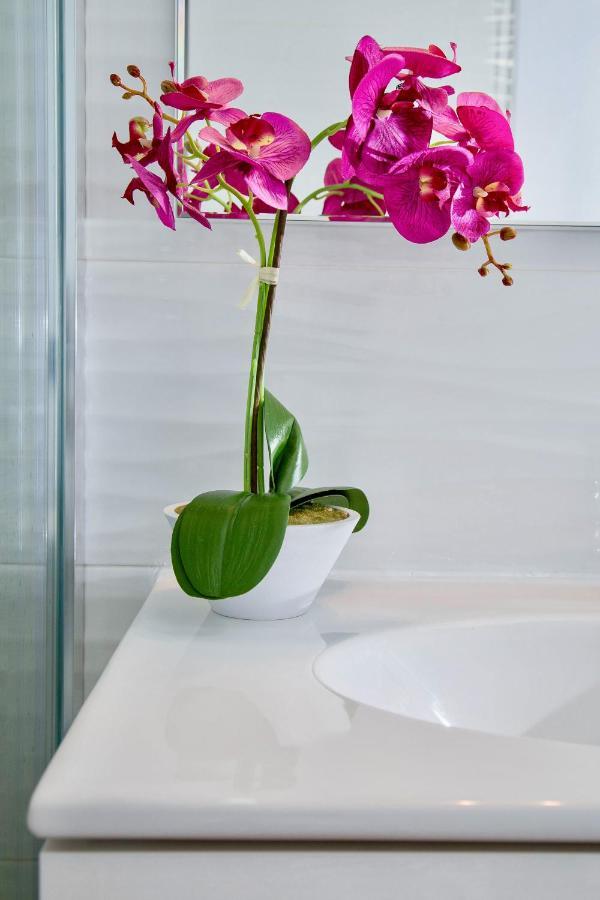 Luxury 12th Floor Beachfront Appartement